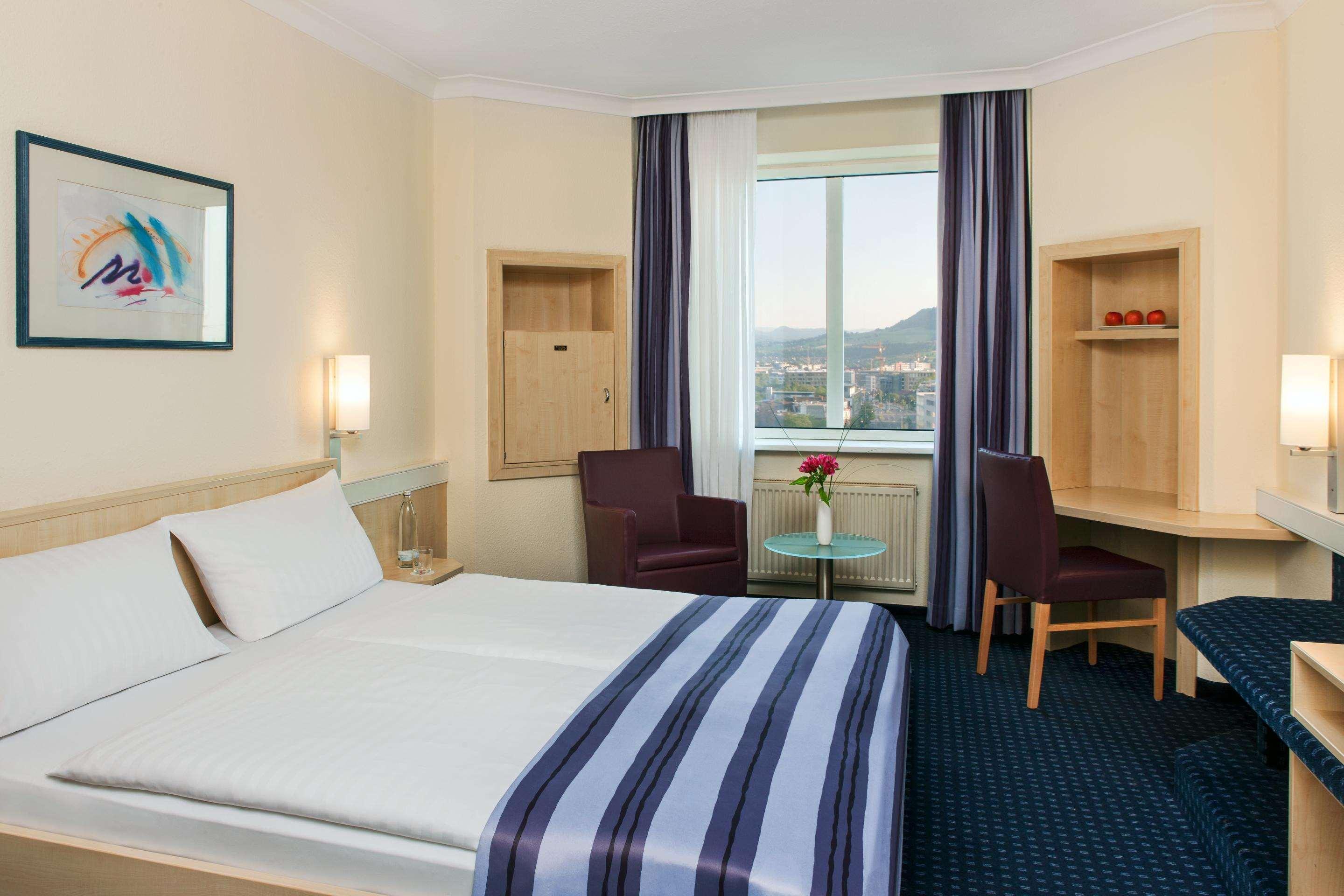 Intercityhotel Freiburg Exterior photo