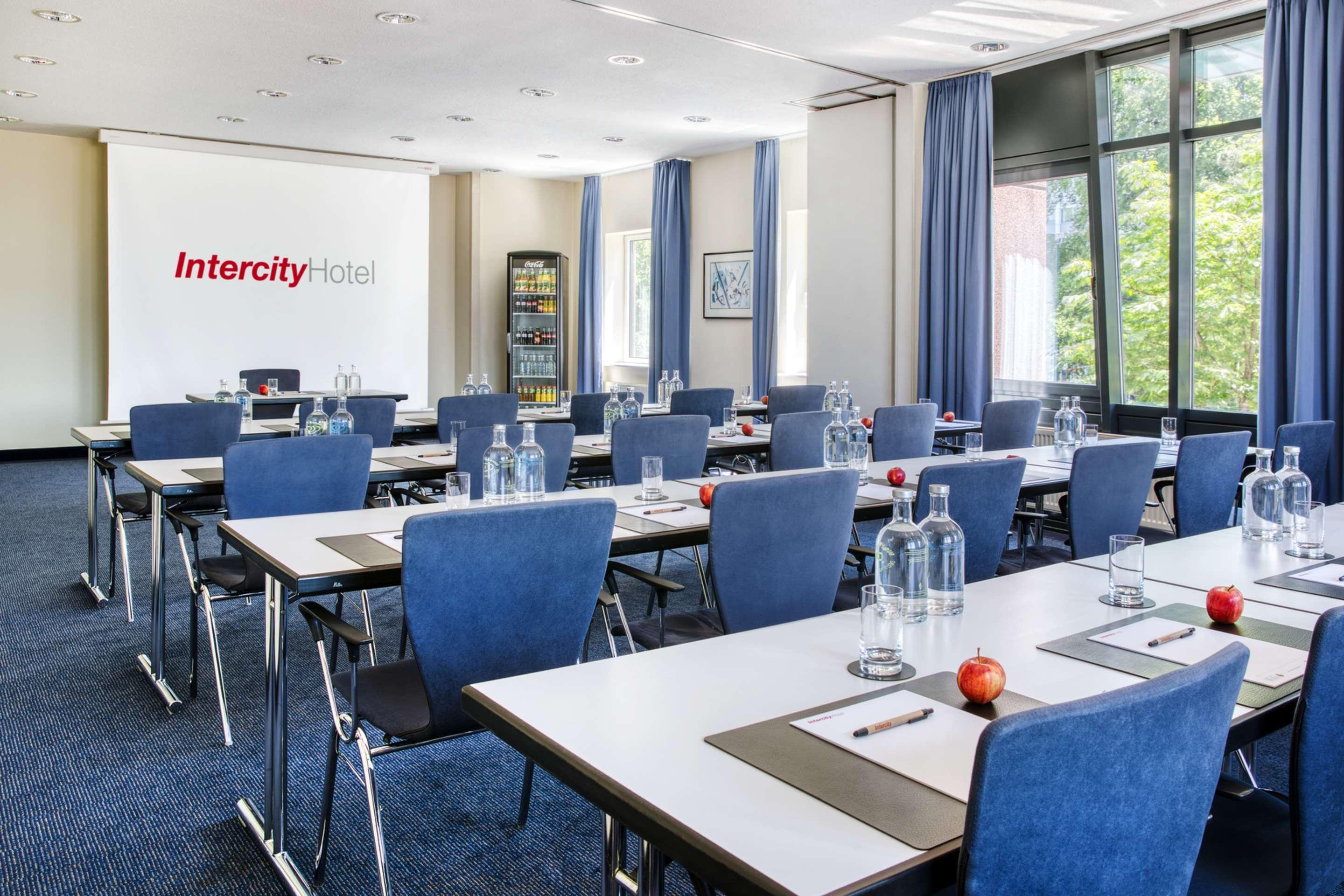Intercityhotel Freiburg Exterior photo