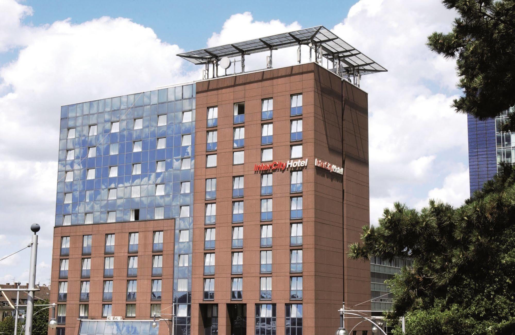 Intercityhotel Freiburg Exterior photo